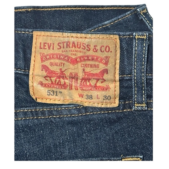 Men’s Levi’s 531 Athletic Fit Dark Blue Jeans 38x30 - Picture 1 of 3